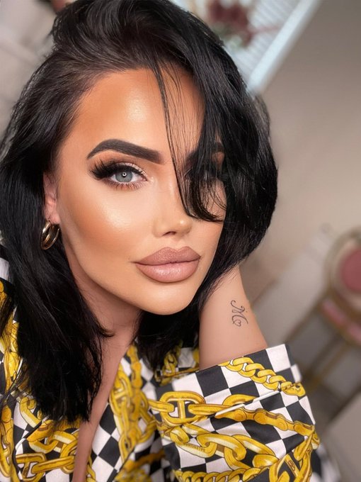 The type you always say yes to. 🥰 https://t.co/k4XToMv3A4<a href="/tag/rubber"class="tags"><span>#rubber</span></a><a href="/tag/rt"class="tags"><span>#rt</span></a><a href="/tag/pvc"class="tags"><span>#pvc</span></a><a href="/tag/rubberslave"class="tags"><span>#rubberslave</span></a><a href="/tag/shinyleggings%20"class="tags"><span>#shinyleggings </span></a>