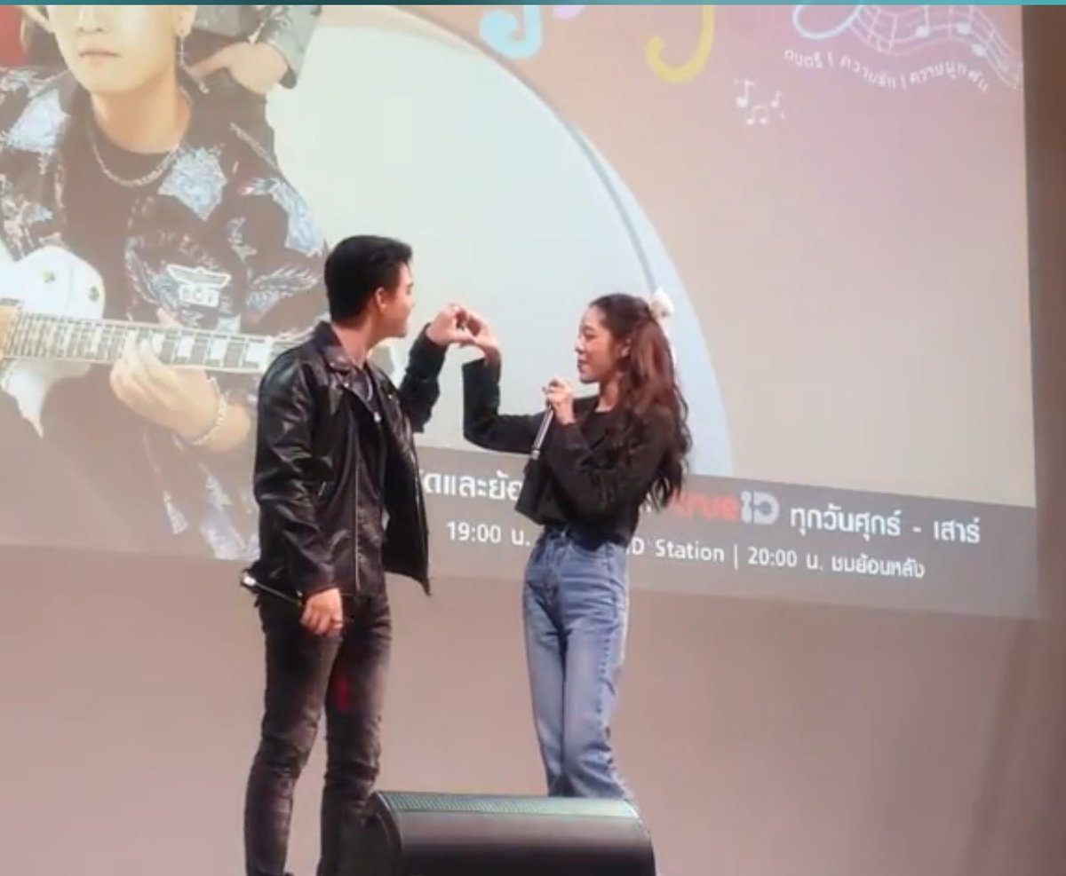 #SingAgainPressCon เริ่มด้วยโชว์ 2 เพลงจาก #SingAgainTH เก่งกันมาก ๆ เลย ดูสดที่เพจ TrueID กันเลย facebook.com/TrueID.Officia…
