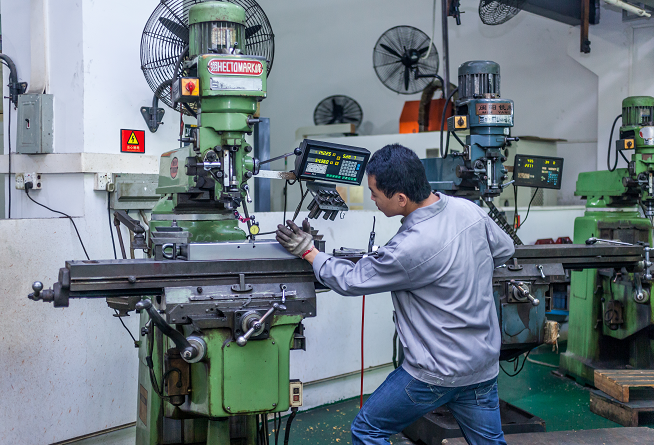 In Wish Mold,different departments complished their own jobs and do what they are good at.
Technology research,purchase line,components designing,manufacture products,control the quality,customers service and so on.
All of them only for letting your products value come true.