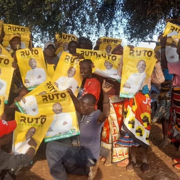 Chama ni UDA,

Form ni Hustler,

Mpango ni Bottom Up!

Na Mbunge wa Taveta 2022, kwa kauli Moja watu Wataveta wanasema ni Didas Mwachila Mzirai! 

#mptaveta2022 

#thereisaGodinheaven