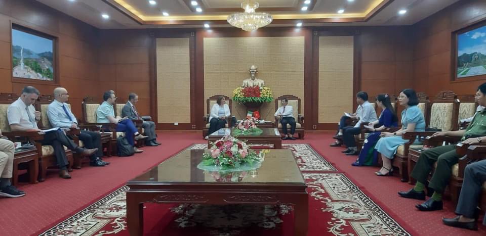 irlembvietnam's tweet photo. The Embassy was delighted to welcome Minister @AnneRabbitte to 🇻🇳 last week. Minister had a short but busy visit, travelling to Hoa Binh to see Ireland’s support to ethnic minorities, visiting #VNU and the National Children’s Hospital in Hanoi, and meeting some of 🇮🇪’s diaspora. https://t.co/OQmSeJ6X0Z