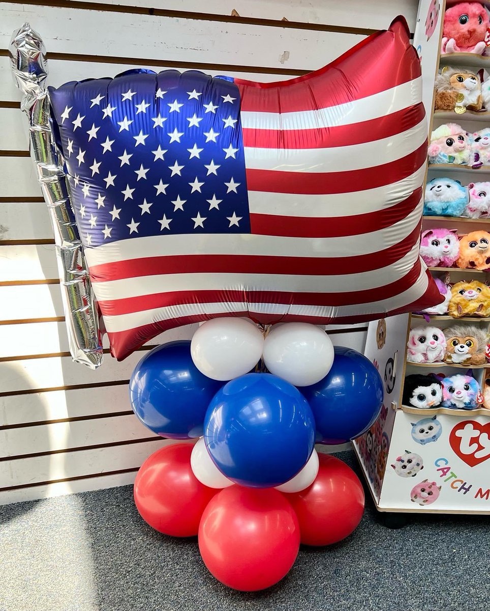PartyPlaceDepot's tweet photo. 4th of July is Monday, order your balloons 🎈 today! #fourthofjuly #celebrate #usa #holiday #ardmorepa https://t.co/2VcvDdcq58
