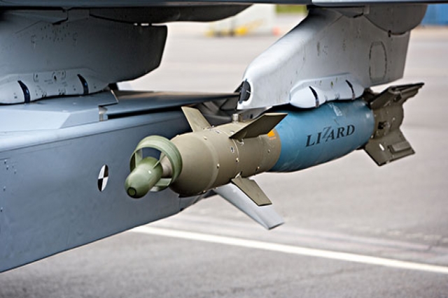 DefenseMirror's tweet photo. .@ElbitSystemsLtd #Lizard #PrecisionGuidedMunition #bomb #AsiaPacific :: Israel’s Elbit Systems Wins $220M to Supply Airborne Precision Munition Solution to Asia-Pacific Country https://t.co/gE6UiUC2I5 https://t.co/io3enxdLo6
