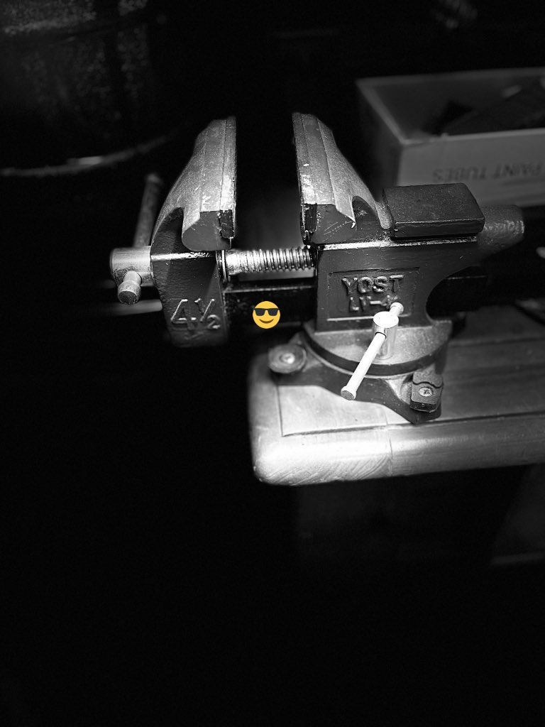 Abstractmind007's tweet photo. These photos were taken with the Apple iPhone 13 promax in studio mode it’s a Vice gripe I have in the garage and I thought why not shoot this in studio mode I really love How the black and whites came out. https://t.co/7q2OcMcuDx