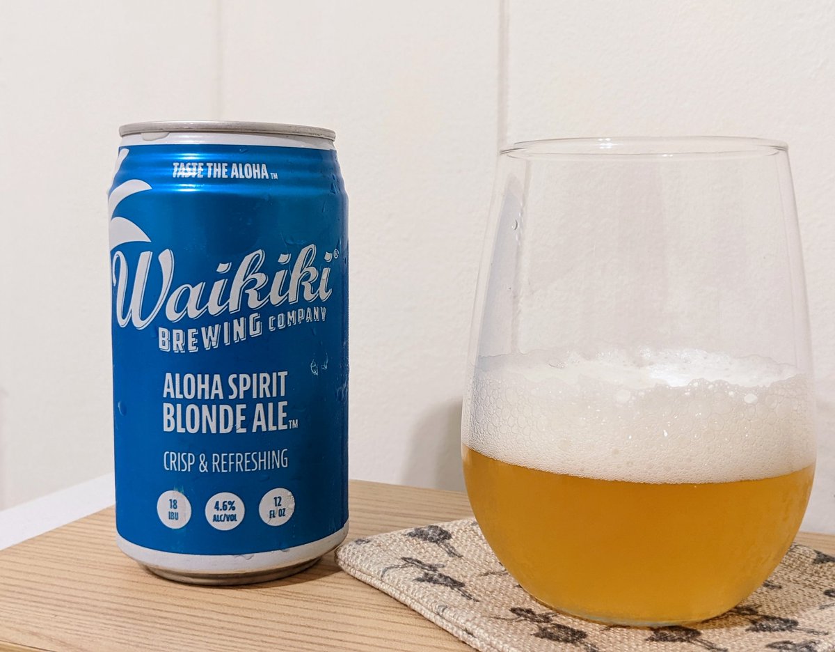 t_yassi's tweet photo. 🇺🇸おビール4選 ! 🍺🍺🍺🍺
★805 Firestone Walker ALC4.7%
★STELLA ARTOIS Premium Golden Lager ALC5.2%
★Waikiki BREWING ALOHA SPIRIT BLONDE ALE ALC4.8%
★MAUI BREWING PAU HANA PILSNER ALC5.2%
どれも捨て難い美味しさ☺️
#usbeer https://t.co/IAiwz3Dpi8