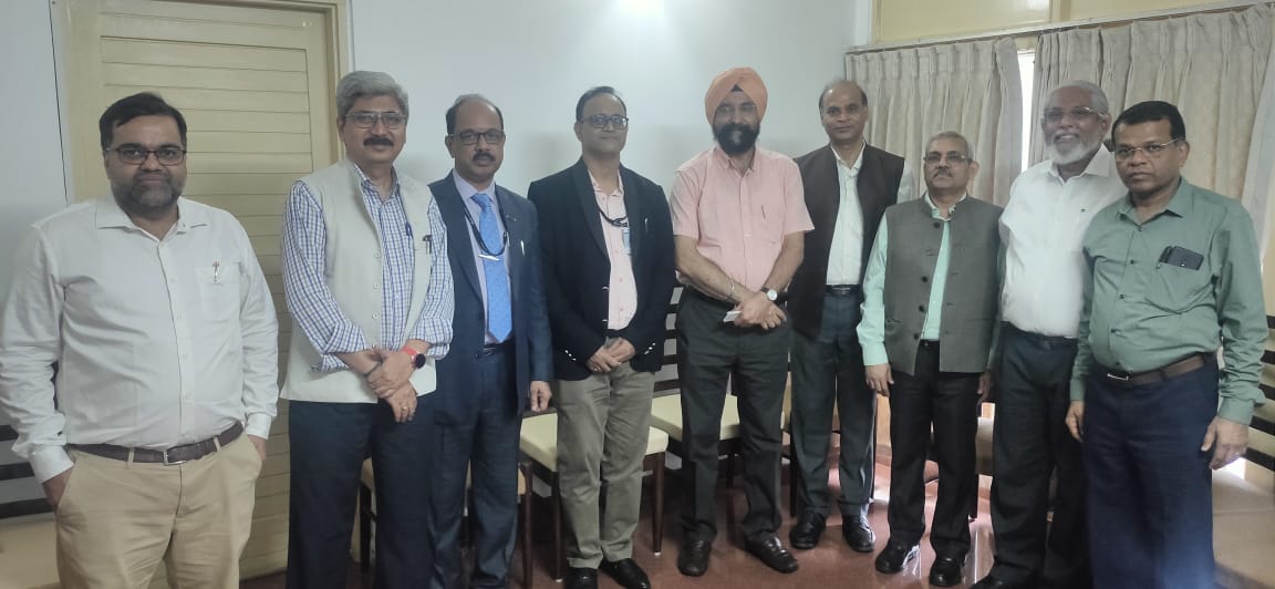 STBI_DSTGoG's tweet photo. On the sidelines of launching of LIC-IRMA #SocialTrailblazer Prog 22-23, @STBI_DSTGoG was delighted to find interest of @LIC_HFL, @NABARDOnline and @Amul_Coop in the Incubatees, facilities, &amp; services of @STBI_DSTGoG - a vision of @IndiaDST @BIRAC_2012 @dstGujarat @vnehra @gsbtm https://t.co/ikTdbt7lPP