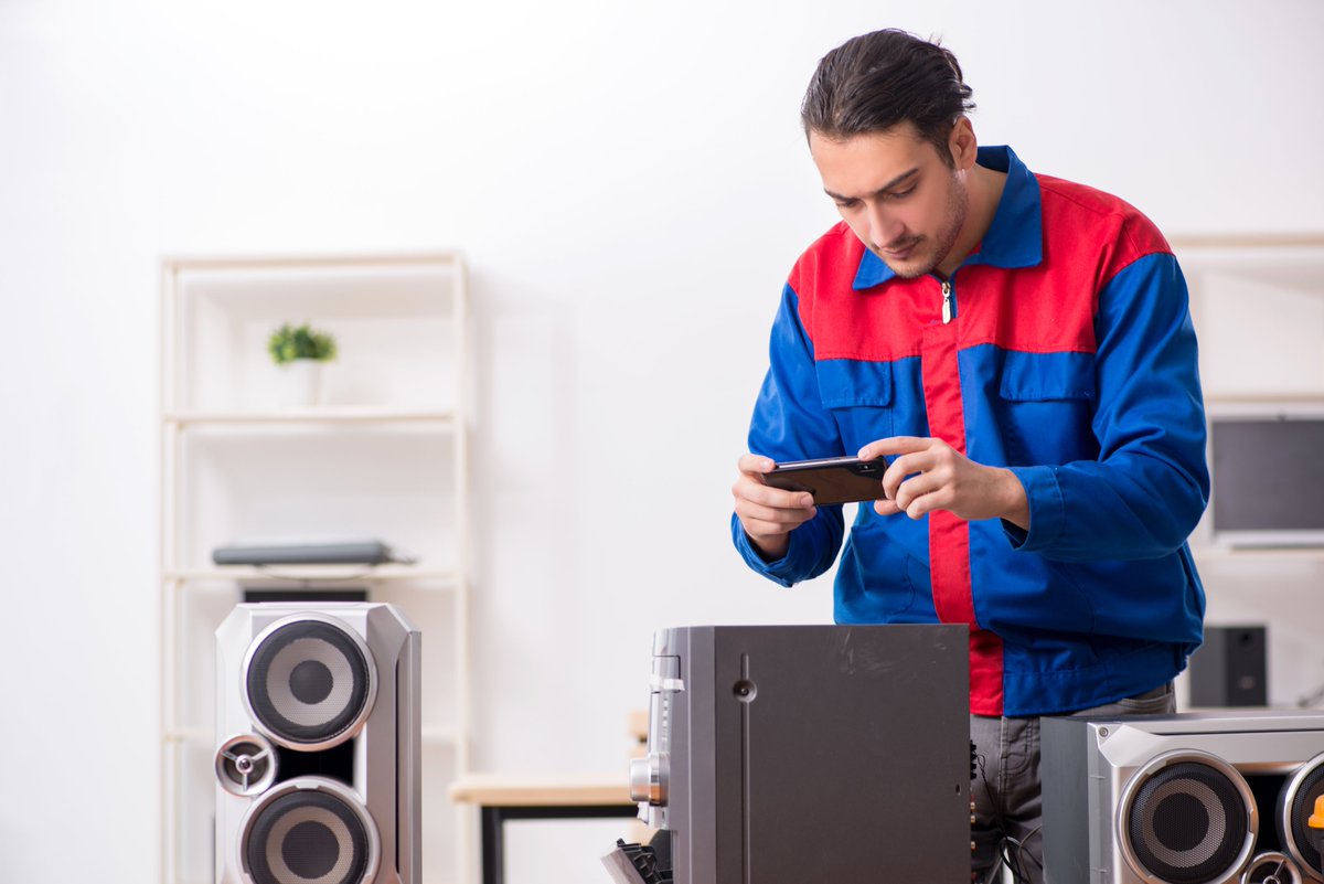 quikonesolution's tweet image. Easily move your #appliancemaintenanceservice #technicians in and out of projects using the world-class #FieldServiceSchedulingSoftware!
Not having the right solution in your business place? Check #QuikAllot & judge! bit.ly/2Tu9PvQ
#FieldTechnicianMobileApp #Malaysia