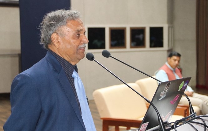 NFSU_Official's tweet photo. SCSDF, NFSU organized expert session on "Emerging Trends and Research in Digital Forensics" by Prof. S.S. Iyengar @ProfSSIyengar, Distinguished Professor, FIU, USA on 29th June, 2022. Students took a keen interest in the interactive session.
#NFSU #DigitalForensics #EmergingTrend https://t.co/Q7ASJOWC2W