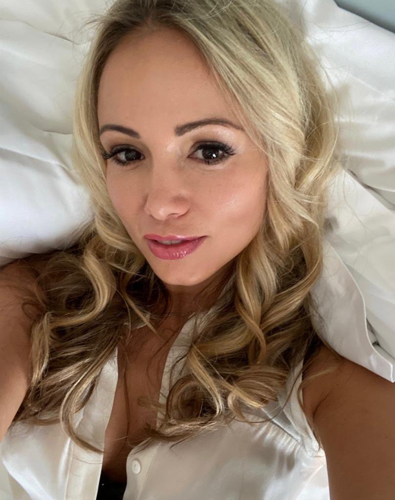 evieerickson_'s tweet photo. Good morning loves 🌞 #elitecompanion #datelondon https://t.co/cUwRk18EGA