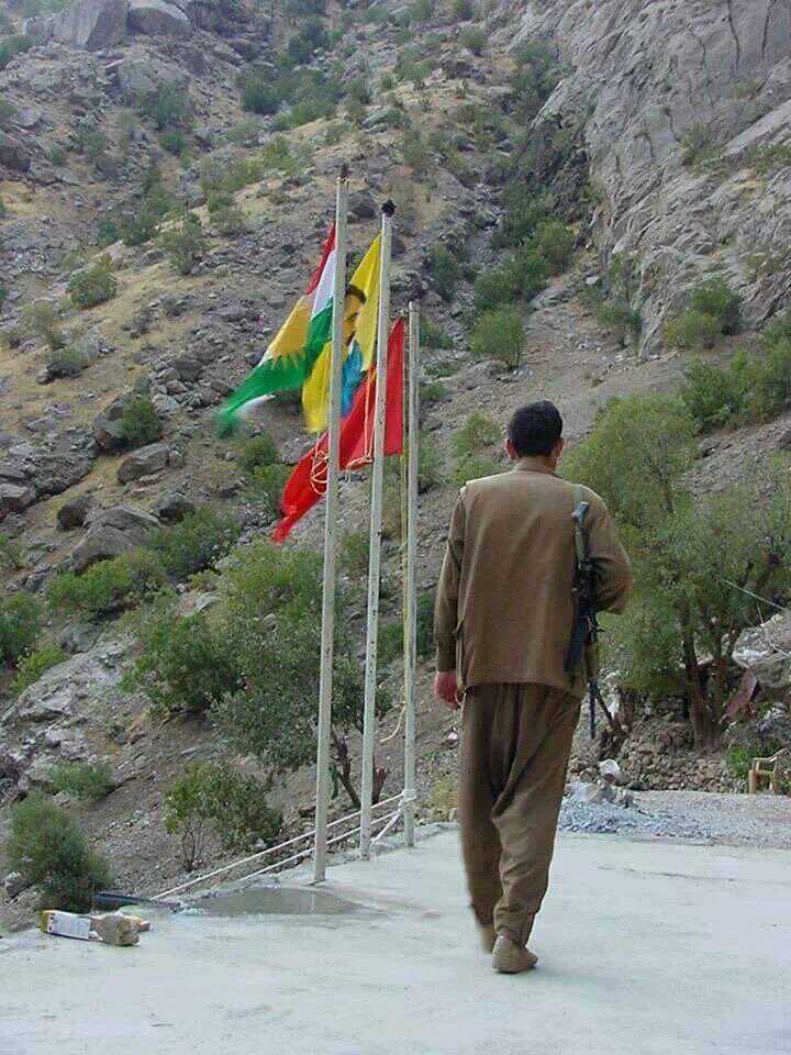 RDilovan's tweet photo. @FeridAzad3 @HozanWallat Şêwaza we hertim beravojîkirina mijarane manîpûlasyon bûye parçekî jîyanawe !!!! https://t.co/IgKIhpylvv