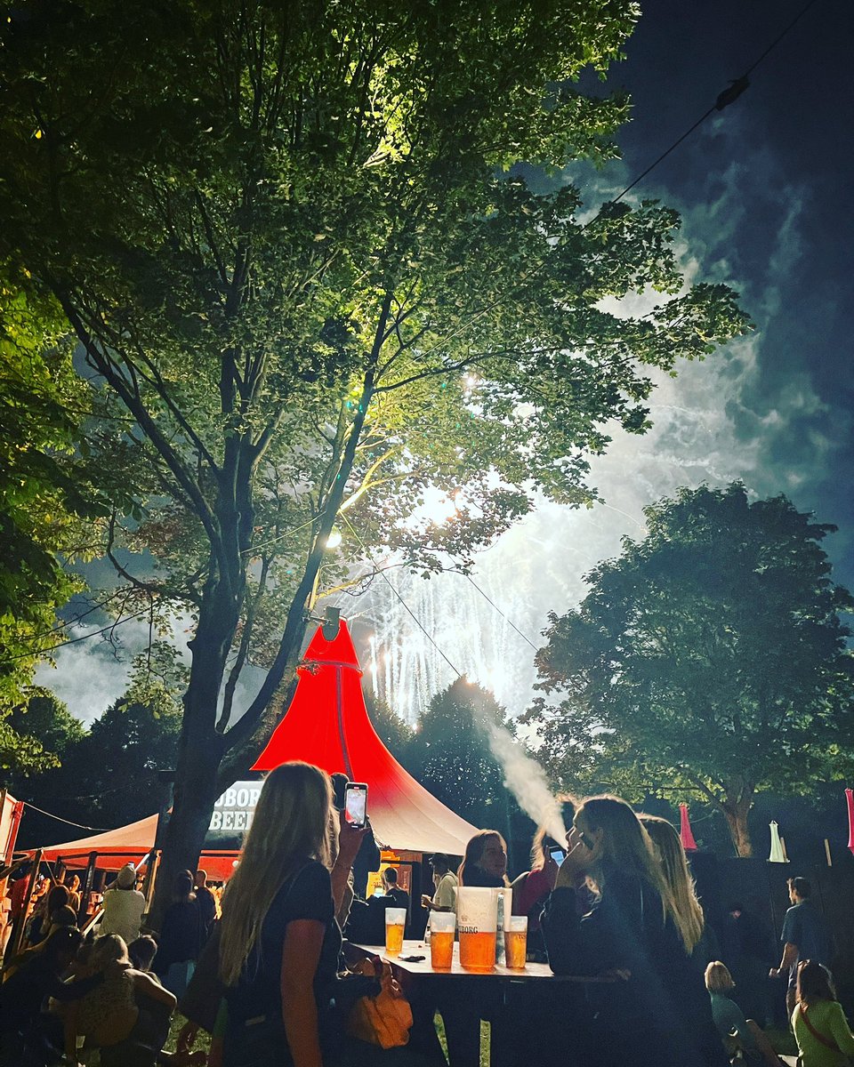 MichalaSvane's tweet photo. Magiske nætter på #RF50 🧡✨ https://t.co/zAiS6CT432