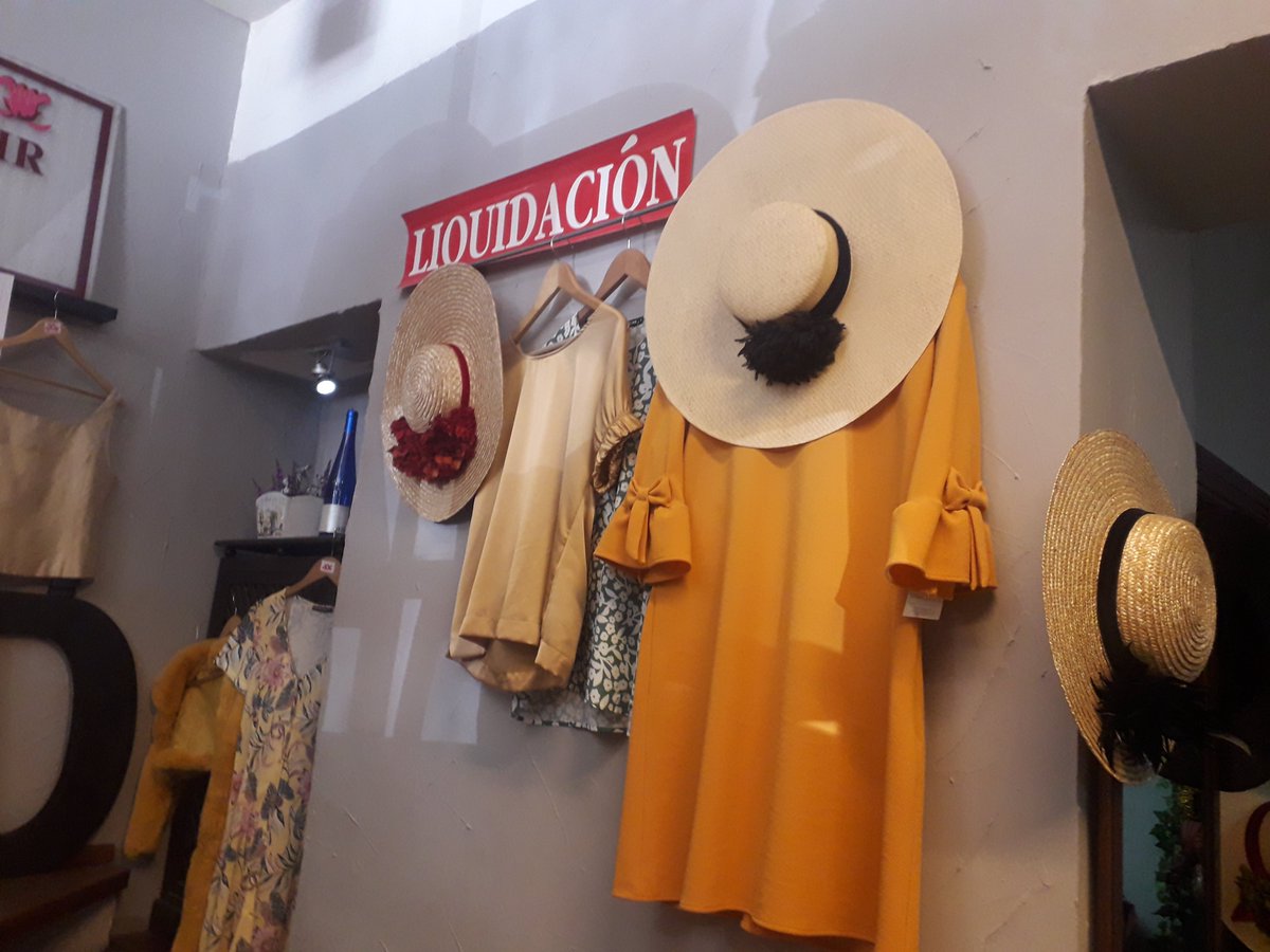 TimDeKirMAD's tweet photo. ¡MUCHO MÁS que REBAJAS!!
Descuentos hasta el 70% en Pamelas, Tocados, Pendientes, Collares, Moda...
LIQUIDACIÓN POR TRASLADO
Abiertos hasta las 20h en Ayala, 59
#Love #TimDeKir https://t.co/rLqDGgJsG6
