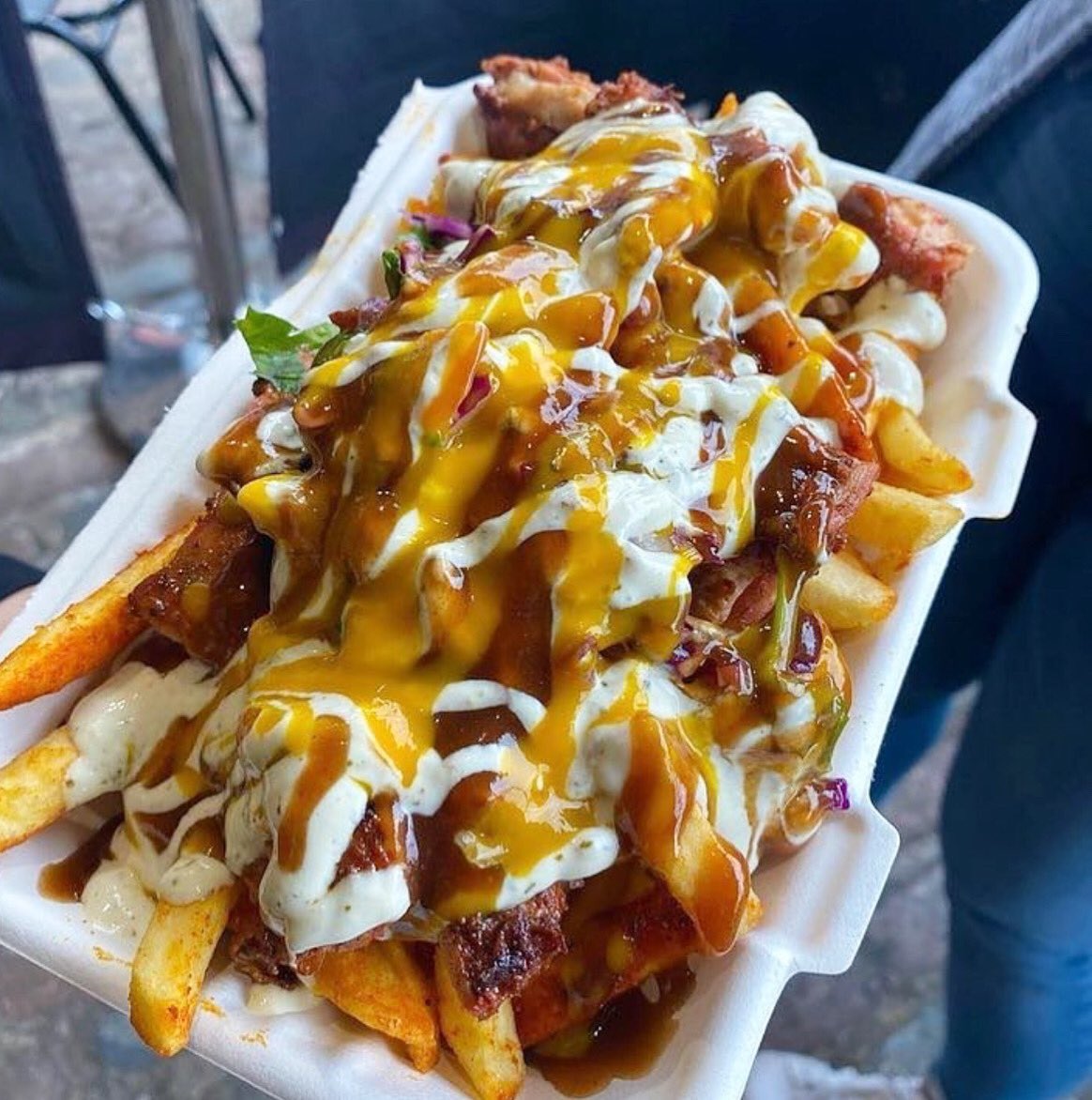 Having our mega loaded fries from @VinegarYardLDN for lunch - the best idea you’ve had all week 😛🙌🏾 Question is, would you share them or split them? 🤔