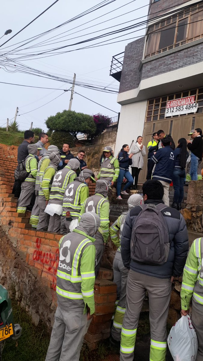 Somos expertos en madrugar 😀, servir 🙋 proteger 🌎 y transformar el hoy en un mejor mañana 💫

Desde cada una de la sedes de Urbaser en Tunja dimos inicio a este nuevo día, agradeciendo a cada colaborador por su labor. 

#FelizJueves