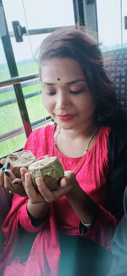 shrilekhajena's tweet photo. କ୍ଷୀରଚୋରା ଗୋପୀନାଥ ମନ୍ଦିର ର ପ୍ରସିଦ୍ଧ ରାବିଡି ଭୋଗ ସେବନ ର ଆନନ୍ଦ ଅନୁଭବ କଲି 🥰🥰🥰 https://t.co/7slYTJcxnn