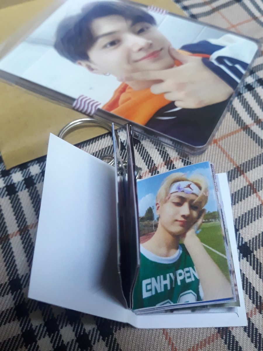 http_chaeee's tweet photo. 🛒 #chaeee_mails ◡̈

📓🔗 -- thank you @simdeidree for this smooth transaction. very responsible seller kasi 'di nakakalimot mag update >< super cute ng mga freebies, nainlove na ako sa cute keychain na 'to ♡(> ਊ <)♡

#DeiKeyFeedbacks https://t.co/ZXv2BrkOYs