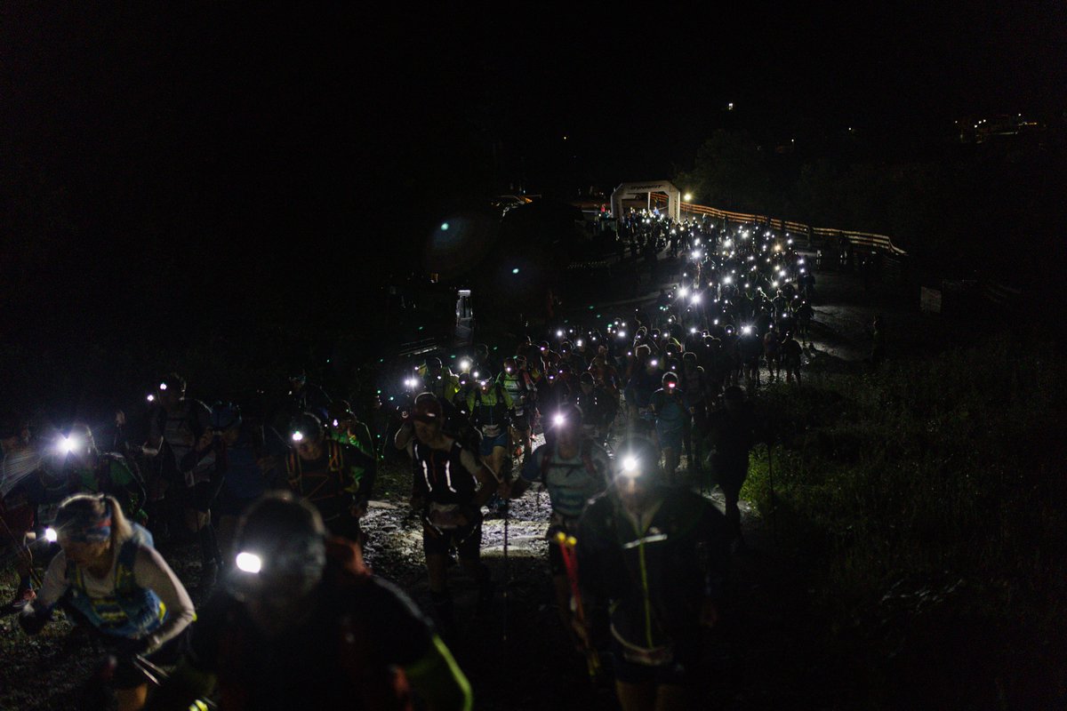 zellamseekaprun's tweet photo. From 28 to 31 July 2022, the GROSSGLOCKNER ULTRA TRAIL is back 🤩
Once again, the best trail &amp; mountain runners from all over the world will meet in Zell am See-Kaprun to do what they do best. 💪🏼
#zellamseekaprun #ggut 
📷 Philipp Reiter https://t.co/QjM4rkwovp