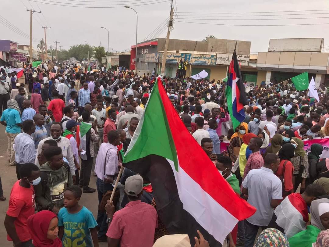 KoOonano's tweet photo. مليونية مدينة نيالا 🔥🔥

#مليونية_30_يونيو 
#KeepEyesOnSudan https://t.co/Je87TKYWNG
