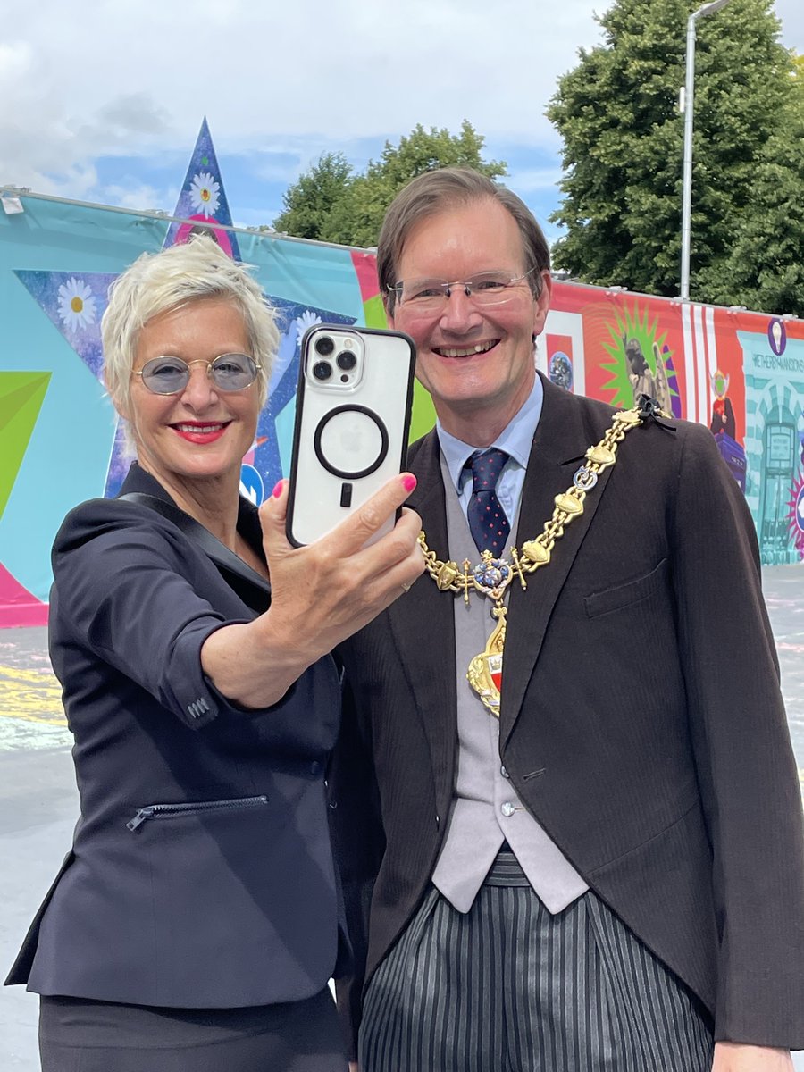 The launch of the ECDC and Kensington + Chelsea Art Week kcaw.co.uk and a performance by the <a href="/LondonCityPhil/">London City Philharmonic</a> of Firebird and Fables at <a href="/StCuthbertEC/">St Cuthbert's Church</a> 50 Philbeach Gardens 11:00-17:00 Free