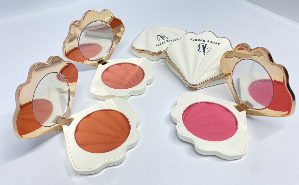 AreesBeauty's tweet photo. Our Luminous Highlight Blush is now available in 3 shades #Blush #Highlight #areesbeauty #makeup #brand https://t.co/X6cfGQ3GtA