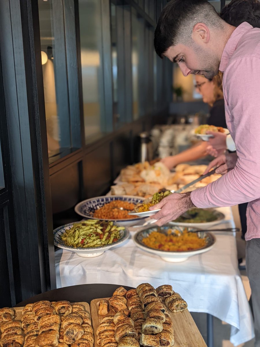 Glandore (@glandorenetwork) on Twitter photo We loved seeing some of our wonderful Glandore Cork members in our Lapps Quay office yesterday, it was fantastic to have a laugh and catch-up over an incredible spread from <a href="/JoesandBros/">Joe’s and bros</a>!
#GlandoreNetwork #OfficeCulture #HybridWorking #Cork #CityCentre #CoWorking We loved seeing some of our wonderful Glandore Cork members in our Lapps Quay office yesterday, it was fantastic to have a laugh and catch-up over an incredible spread from <a href="/JoesandBros/">Joe’s and bros</a>!
#GlandoreNetwork #OfficeCulture #HybridWorking #Cork #CityCentre #CoWorking