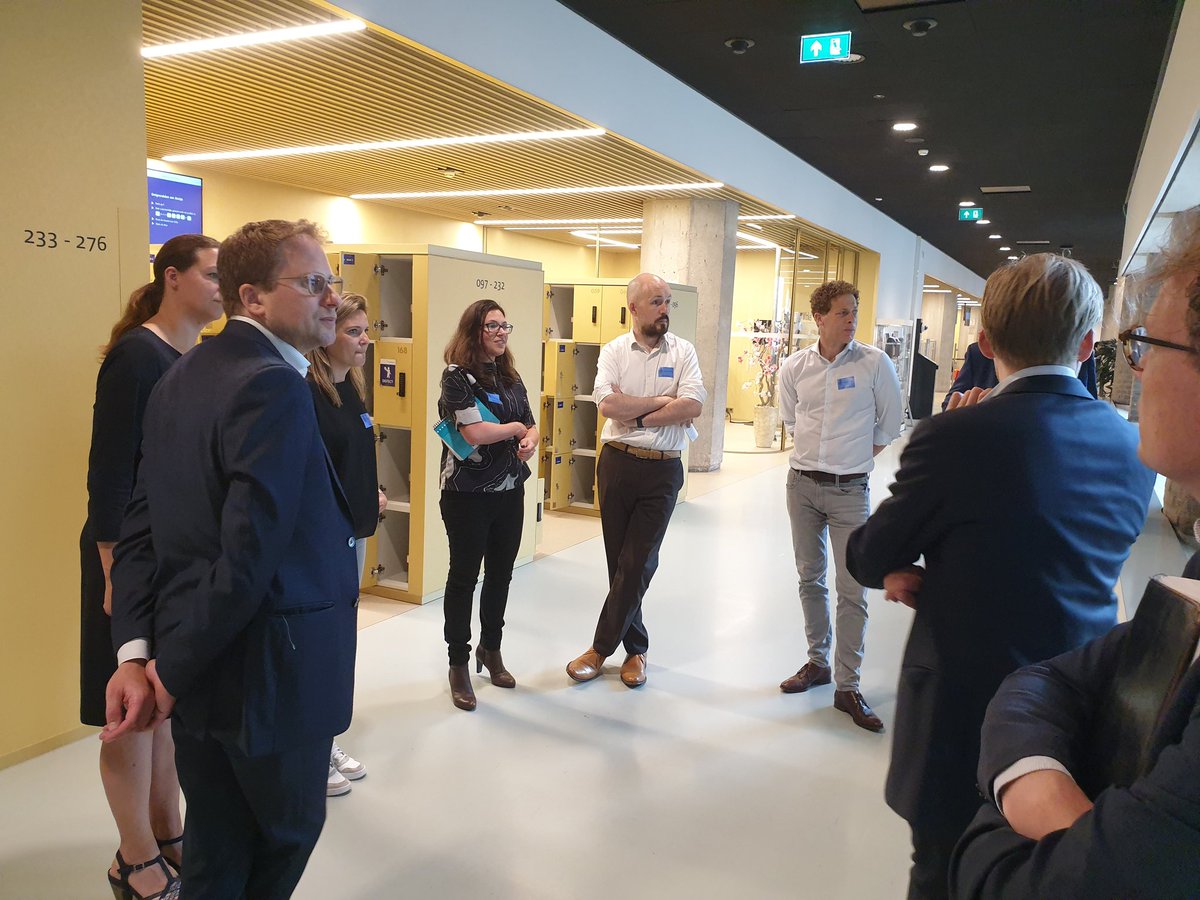 JannaGroot's tweet photo. Provincie en Utrechtse gemeenten als draaischijf van Nederland samen in Den Haag voor het MIRT debat. @2eKamertweets @ProvUtrecht https://t.co/KBH8K074jw