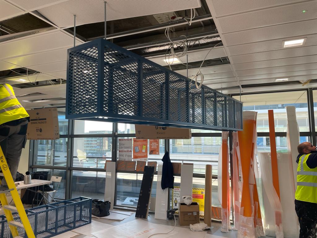 Graepels's tweet photo. Butterly Steel Fabricators Sonica Fitout, completed with expanded mesh & woven wire mesh manufactured by Graepels. We love it!
#Meshscreens in contrasting colors in open plan help define the different spaces without compromising light or visibility.
#wovenwiremesh #fitout https://t.co/VM2WRL3qa7