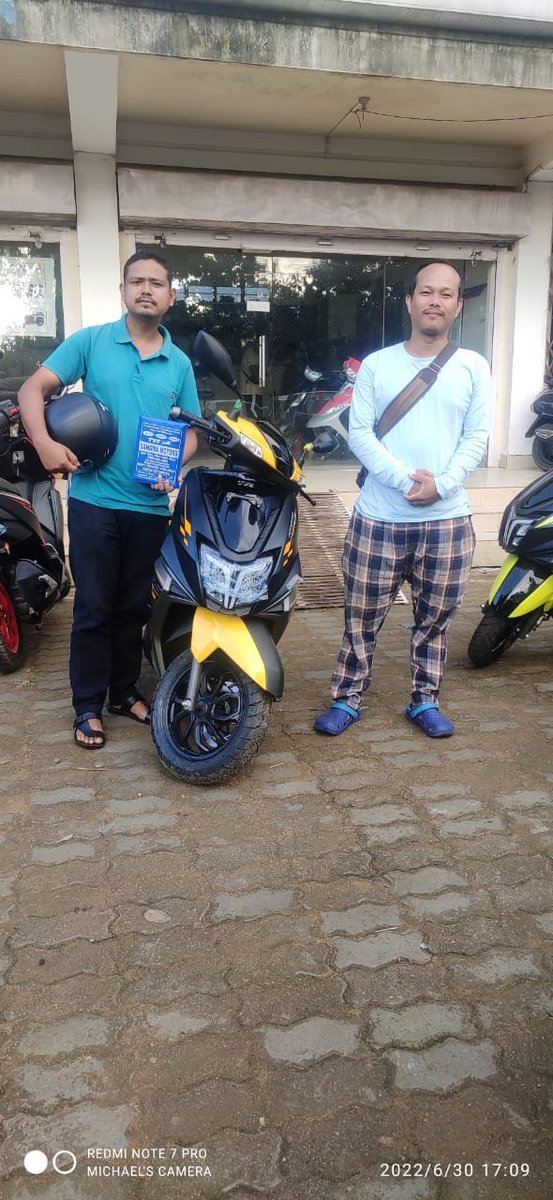 CSCMeghalaya's tweet photo. 💥💥💥
Happy to share that HDFC BC Mrs Tency M Marak from Nangmendalgre CSC under East Garo Hills District of Meghalaya have disbursed her third 2 Wheeler loan to her customer Mr FrankyJoel Ch Marak. 

@CSCegov_ @dintya15 @ceo_csc https://t.co/iymfPJBIyN
