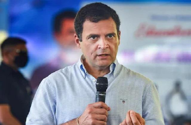 punjabkesari's tweet photo. राहुल गांधी का तीन दिवसीय वायनाड दौरा आज से
https://t.co/sb5K9NLdFv

#RahulGandhi #Wayanad #Kerala #SFIworkers https://t.co/7EgBL3ndFg
