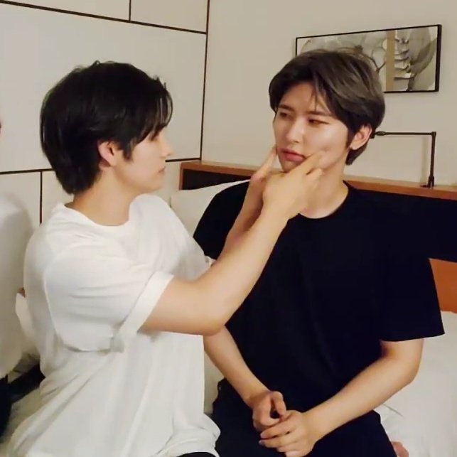 seriwoothinker's tweet image. 어머..어머...네 심장...♥♥♥♥

#세림 #우빈 #우림 #크래비티 #seriwoo