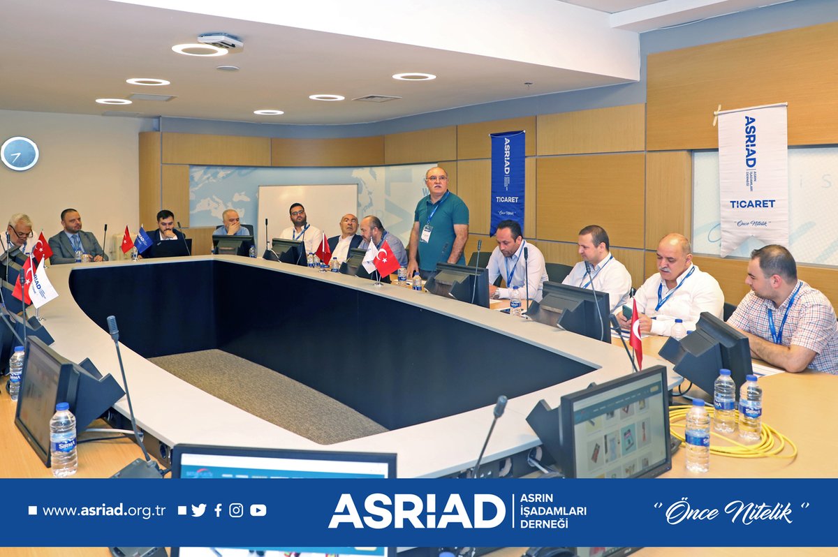 Birlik güçtür. 

ASRİAD İş Geliştirme Başkanlığı tarafından düzenlenen 162. Ticaret Toplantımızı, Genel Başkan Yardımcımız ve Kuzey Gümrük Müşavirliği Y.K. Başkanı Sn. Engin Doğan'ın ev sahipliğinde Dünya Ticaret Merkezi'nde gerçekleştirdik.

#öncenitelik