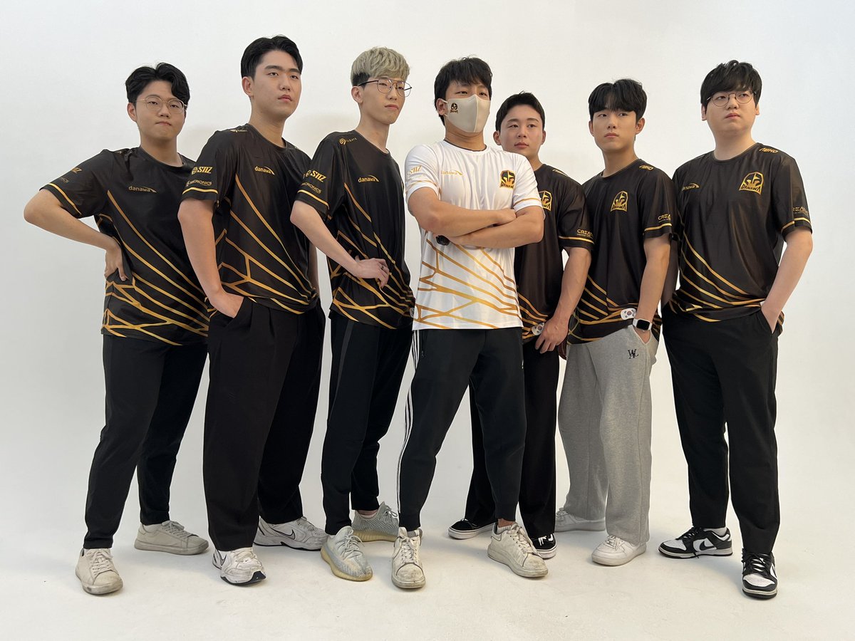 ATTACKZERO_A0's tweet photo. 프로필 촬영 완료!
#DNWWIN #ONLYDNW
#PUBG #배틀그라운드 #배그
#Danawa #ABKO #micronics #CREATIVE #SEAGATE #stiz https://t.co/bfJXSHalbH