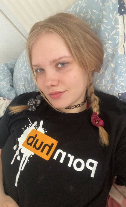 Im thinking about something kinky, can you guess what?   #chubbygirl #onlyfansgirl https://t.co/5vDH<a href="/tag/chubbygirl"class="tags"><span>#chubbygirl</span></a><a href="/tag/onlyfansgirl"class="tags"><span>#onlyfansgirl</span></a>