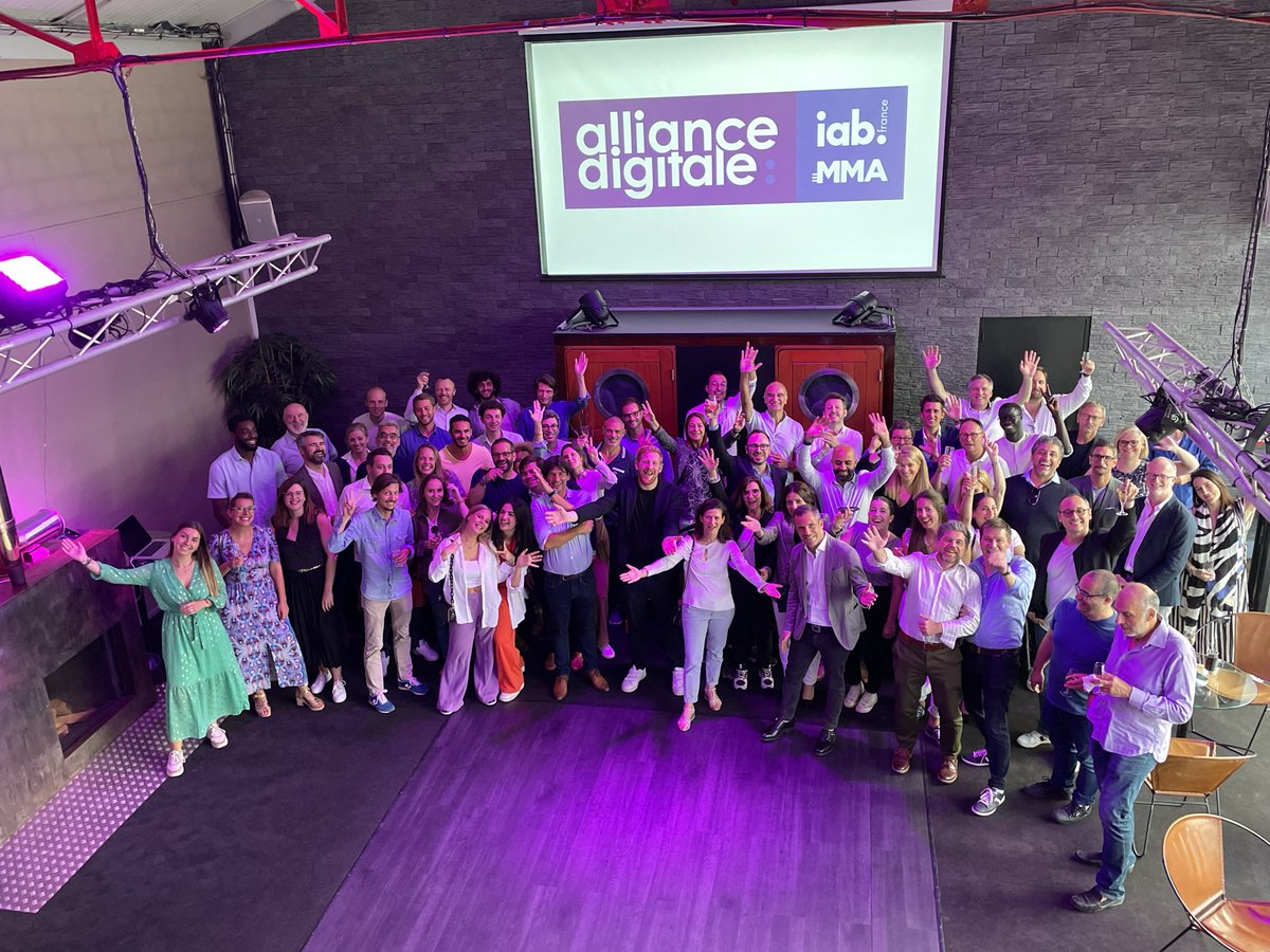 ex Mobile Marketing France (@mmafrance_asso) on Twitter photo C’est parti pour un nouveau chapitre !
La <a href="/MMAFrance_Asso/">ex Mobile Marketing France</a> et l'@IABFrance se rapprochent et donnent naissance à : 𝐀𝐥𝐥𝐢𝐚𝐧𝐜𝐞 𝐃𝐢𝐠𝐢𝐭𝐚𝐥𝐞, 𝐥’𝐚𝐬𝐬𝐨𝐜𝐢𝐚𝐭𝐢𝐨𝐧 𝐝𝐞𝐬 𝐚𝐜𝐭𝐞𝐮𝐫𝐬 𝐝𝐮 𝐦𝐚𝐫𝐤𝐞𝐭𝐢𝐧𝐠 𝐝𝐢𝐠𝐢𝐭𝐚𝐥. Les deux marques continueront à exister. C’est parti pour un nouveau chapitre !
La <a href="/MMAFrance_Asso/">ex Mobile Marketing France</a> et l'@IABFrance se rapprochent et donnent naissance à : 𝐀𝐥𝐥𝐢𝐚𝐧𝐜𝐞 𝐃𝐢𝐠𝐢𝐭𝐚𝐥𝐞, 𝐥’𝐚𝐬𝐬𝐨𝐜𝐢𝐚𝐭𝐢𝐨𝐧 𝐝𝐞𝐬 𝐚𝐜𝐭𝐞𝐮𝐫𝐬 𝐝𝐮 𝐦𝐚𝐫𝐤𝐞𝐭𝐢𝐧𝐠 𝐝𝐢𝐠𝐢𝐭𝐚𝐥. Les deux marques continueront à exister.
