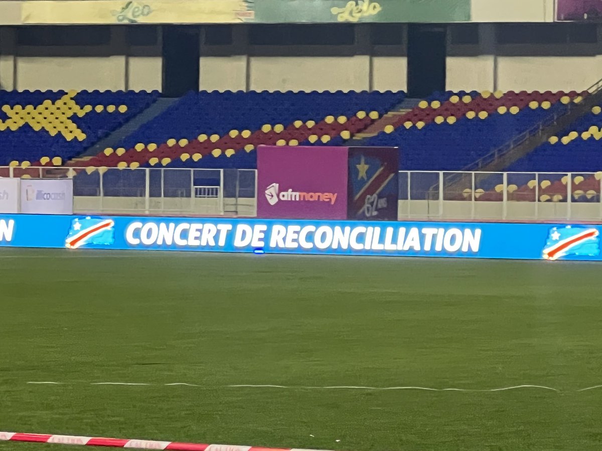 L’émission LE DÉBAT sera en direct, ce jeudi 30 juin 2022, du Stade des Martyrs de l’indépendance.
Avec de nombreux invités de la journée de l’indépendance.
⁦⁦<a href="/TopCongo/">TOP CONGO FM</a>⁩ <a href="/lusakuenoc/">Christian LUSAKUENO</a>⁩ ⁦<a href="/ThierryKambundi/">Thierry Kambundi</a>⁩ ⁦<a href="/Tresorkiyombo/">Tresor Kiyombo N.</a>⁩ #RDC #DRC