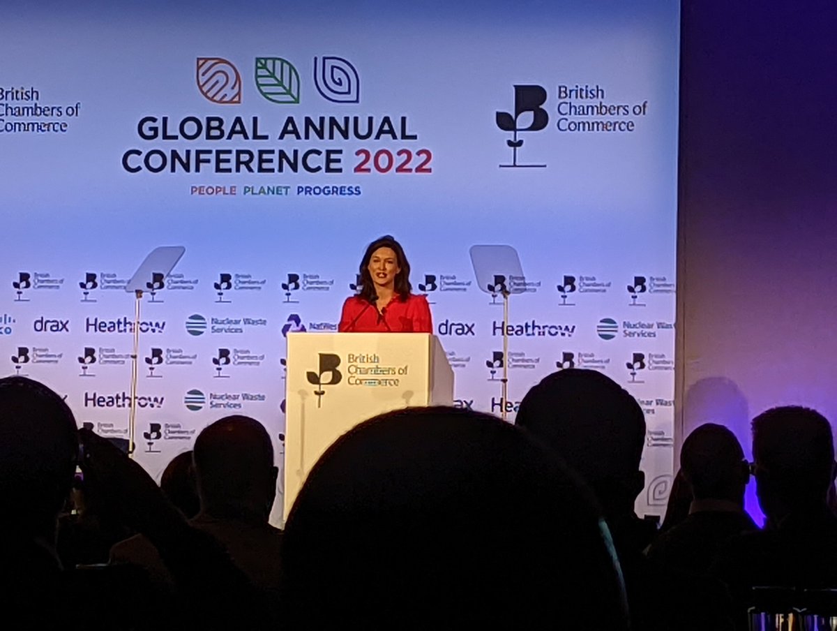 Great to be waving the #BristolChamberofCommerce flag <a href="/britishchambers/">BCC</a> #BCCConf today. Welcomed by <a href="/kprescott/">Katie Prescott</a> our host this morning @BW_Initiative <a href="/bw_businesswest/">Business West</a>