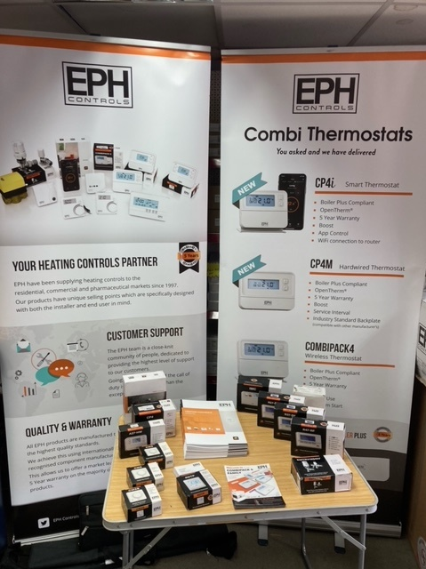 EPHcontrols's tweet photo. Head on over to #Plumbase in #Charlton this morning.
Meet our Area Manager Tony Grimley and see the latest products from EPH Controls.
@plumbaseuk @cplumbse https://t.co/UopnOCaJZc