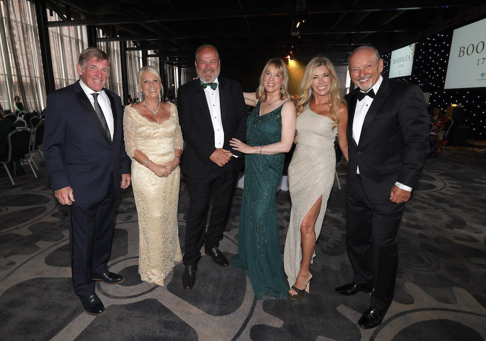 TheGuideLpool's tweet photo. £170k raised at Clatterbridge Cancer Charity’s Midsummer Ball 👏

👉https://t.co/RdS5uW9GOY https://t.co/3yKtrL708T