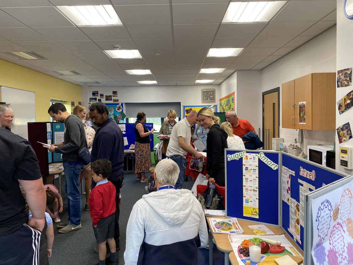 ststephensrc's tweet photo. A great morning with @NTCouncilTeam trying to give our children the best possible start to @NTynesideEY education! https://t.co/b0m4xJNh3w
