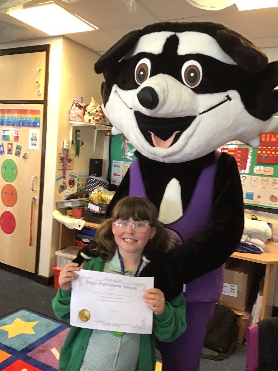 AbbeyscL1's tweet photo. Well done to F for a special award from our Pupil Parliament. https://t.co/bx8bSWsfa6