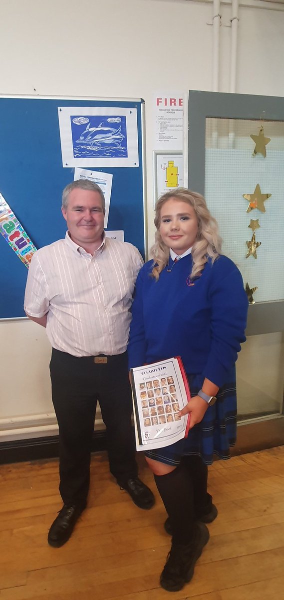 RisingTideProj1's tweet photo. Huge Congratulations to our scholarship graduates completing their exams 👏 so proud of what they have achieved so far 🙌 the future is bright for our stars 🌟 https://t.co/x6RcGTWjbb