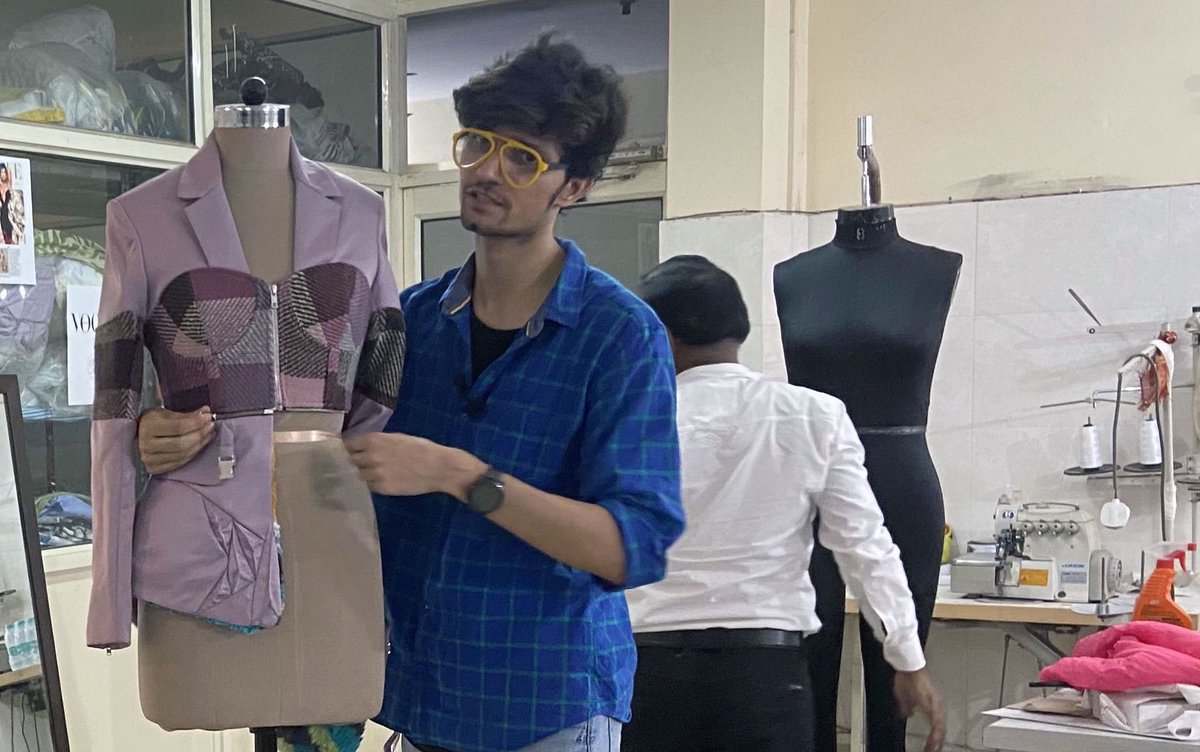 Transforming carpet waste into high fashion. <a href="/pieuxorganic/">Pieux</a> just one of the innovative #ethicalfashion brands featured in this multimedia report by <a href="/ManMetUni/">Manchester Metropolitan Uni</a> and <a href="/PearlAcademyInd/">PearlAcademyInd</a> students thenorthernquota.org/features/7000-…