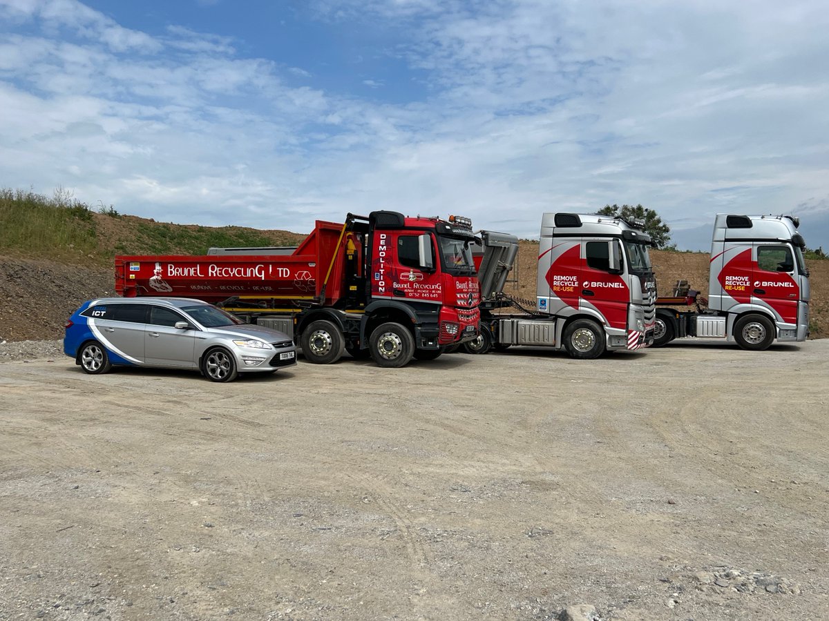 Total ICT tweet media