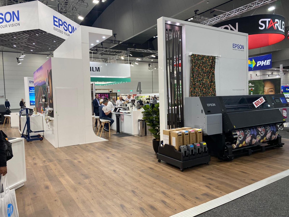 EpsonAust's tweet photo. Day 3 at PacPrint 22 was a success!
Thank you to everyone who stopped by our stand at G20.
There is still time to visit us tomorrow & see our latest and biggest product offer ever for signage, fabric, photo and label printing solutions.
#epson #epsonaustralia #PacPrint https://t.co/jIUvbMi6X6