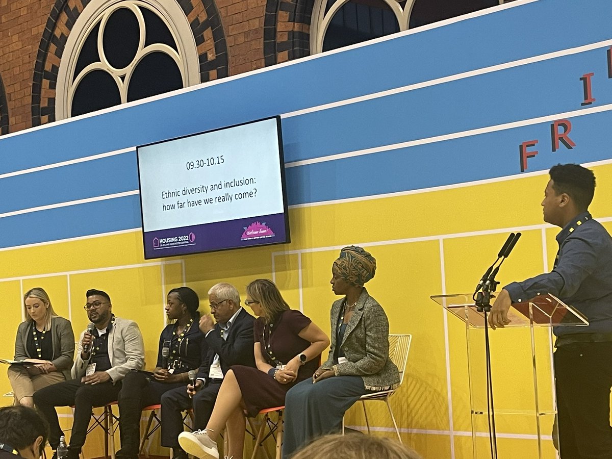 Fab start to the last day! “ethnic, diversity &amp; inclusion- how far have we really come?” <a href="/Alysha_Burrell/">AlyshaB</a> <a href="/Seb_Bach0u/">Seb 💚</a> <a href="/Michaela_McC/">Michaela McCusker</a> <a href="/Socialhousing/">Jo Richardson FCIH</a> <a href="/LaraOyedele/">Lara Oyedele #blacklivesmatter #ukhousing 🇵🇸</a> <a href="/CIHFutures/">CIH Futures</a> #ukhousing #housing2022 #edi #equality #futuresfam #racism #movingforward