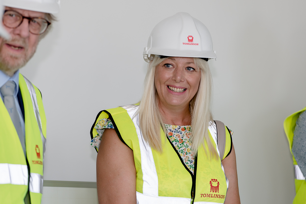 Bramshall_First's tweet photo. Last week our Headteacher and the CEO of Uttoxeter Learning Trust went to visit the Bramshall Meadows First School building. It was fantastic to see how the build is progressing! 

We'll be sharing more photos with you soon! https://t.co/4WZBNkUimp