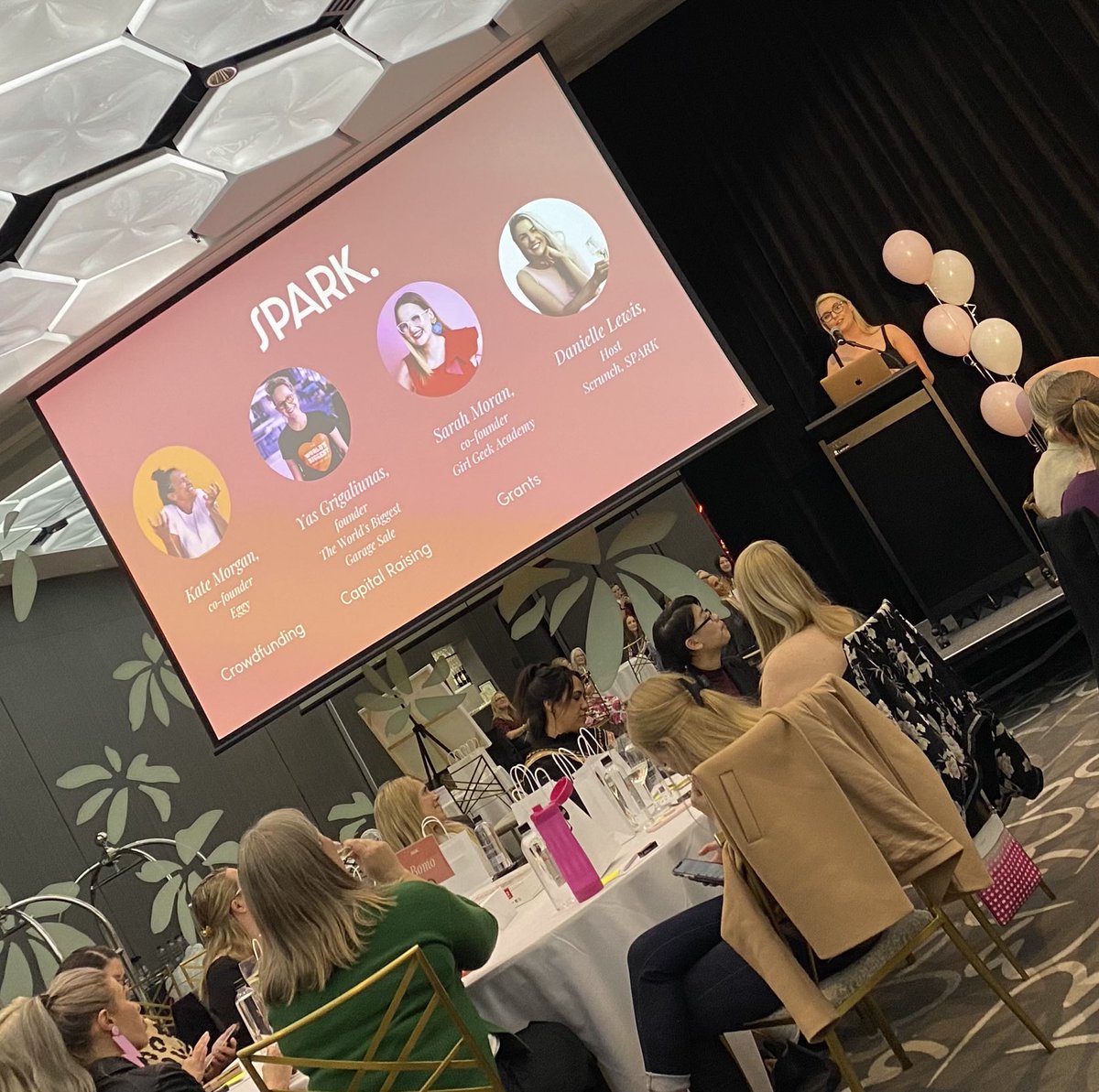 MonBLeaves's tweet photo. Spark @daniellelewisio hearing real stories of women led ventures @yasgrigaliunas @SarahMoran #KateMorgan @AdvanceQld @OQCE_ @Coralus_World @julietrell @ChiefDisrupter https://t.co/gHspUMLWB7