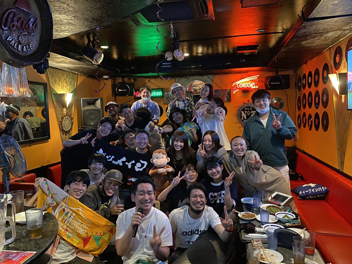 KTMCIRCLEGOGO's tweet photo. お疲れsummer☀️

今日は6月なのに真夏のような日でしたね😅

先日は久方ぶりにKTMサークルの飲み会を開催しました🎶

3年ぶりに会う人もいて嬉しかったです☺️✨

今週末はさいたま参戦です‼️

僕は7月3日(日)に参戦します🥺
ライブ前に会場でお酒持ち寄って飲もうかなと思っていますのでぜひ😁✨ https://t.co/RIk7ee4MWM