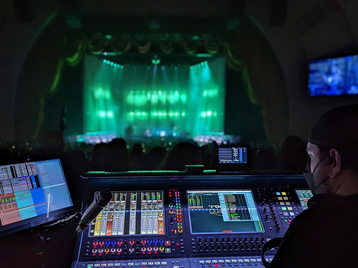 DiGiCo_official's tweet photo. Olivia Rodrigo’s SOUR Tour Mixes with Sweet Pair of DiGiCo Consoles 🙌
Read the full story here: https://t.co/TA7Gv5zZhq
#DiGiCo #Quantum338 #DiGiCoQuantum338 #AudioEngineer #MixingConsole #DigitalMixingConsole #DigitalConsole https://t.co/5CLErcmSyv
