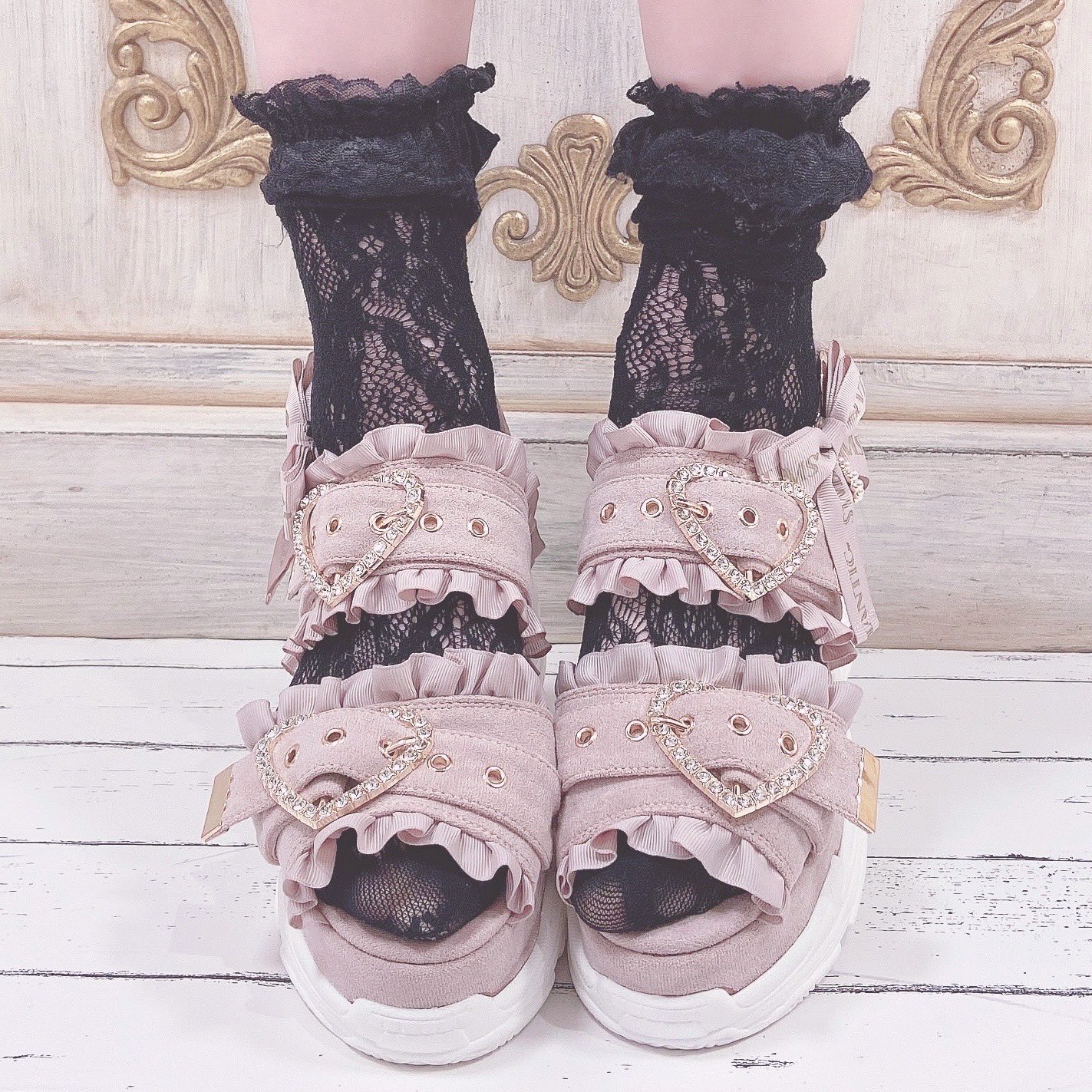 初期!LIZLISAdoll×TRALALAコラボ品ノベルティーバスタオル未開封